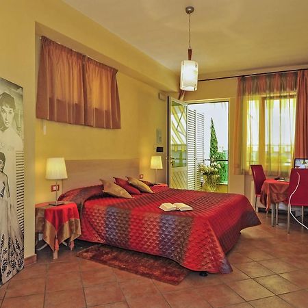 B&B Ai Cipressi Λούκα Εξωτερικό φωτογραφία