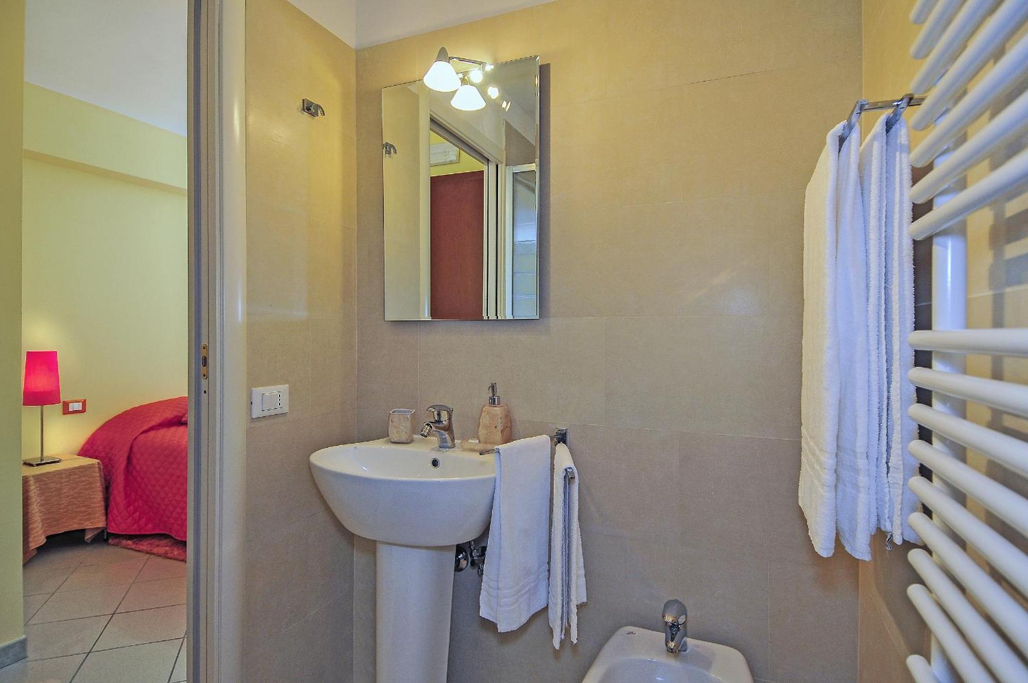 B&B Ai Cipressi Λούκα Εξωτερικό φωτογραφία