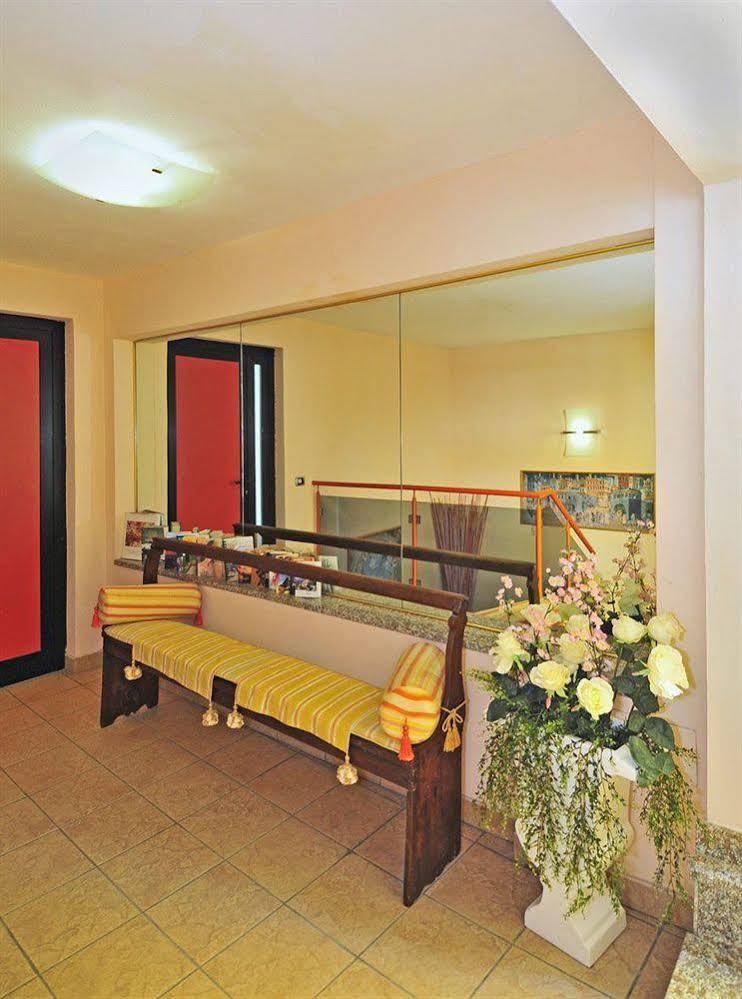B&B Ai Cipressi Λούκα Εξωτερικό φωτογραφία