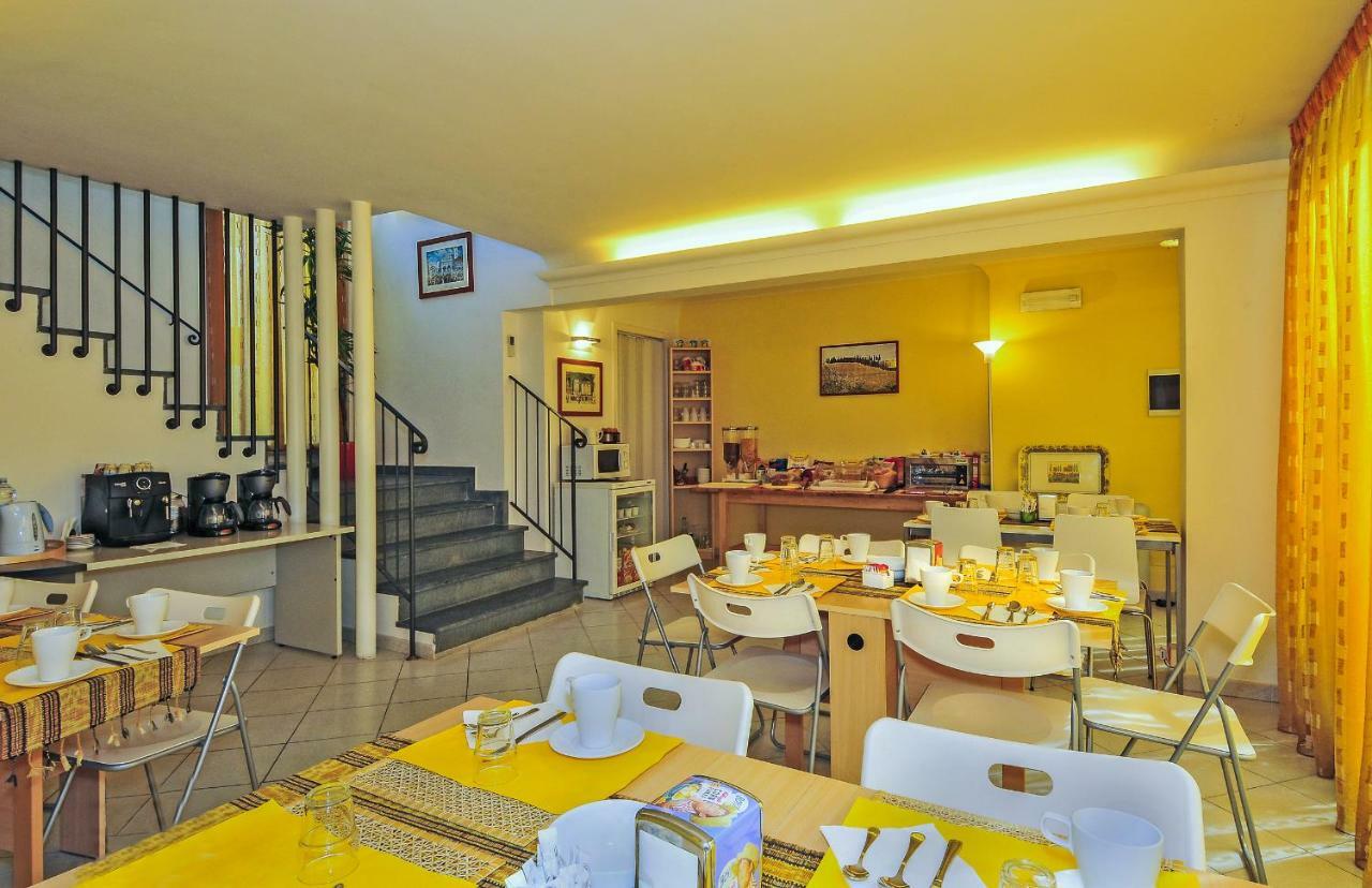 B&B Ai Cipressi Λούκα Εξωτερικό φωτογραφία